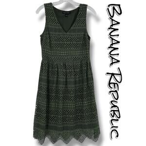 Banana Republic Lace Shift Dress Olive Green Crochet Fall Luxe Womens Size 2